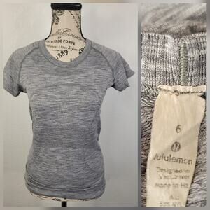 Lululemon Pullover Sz 6 Run Swiftly Short Sleeves Gray Fitted Crewneck